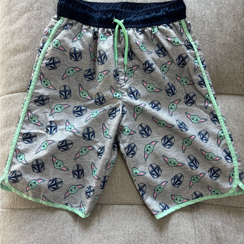 Boy’s swim trunks size large Disney Star Wars The Mandalorian Yoda